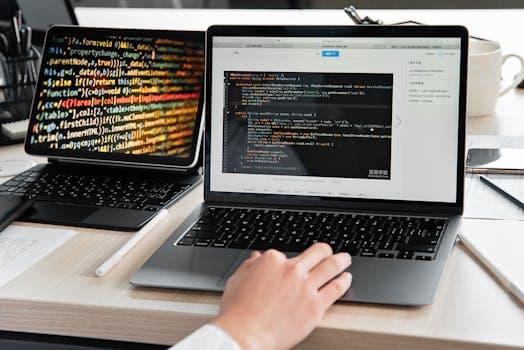 Custom Web Development vs CMS: Mana yang Lebih Baik untuk Bisnis Anda?